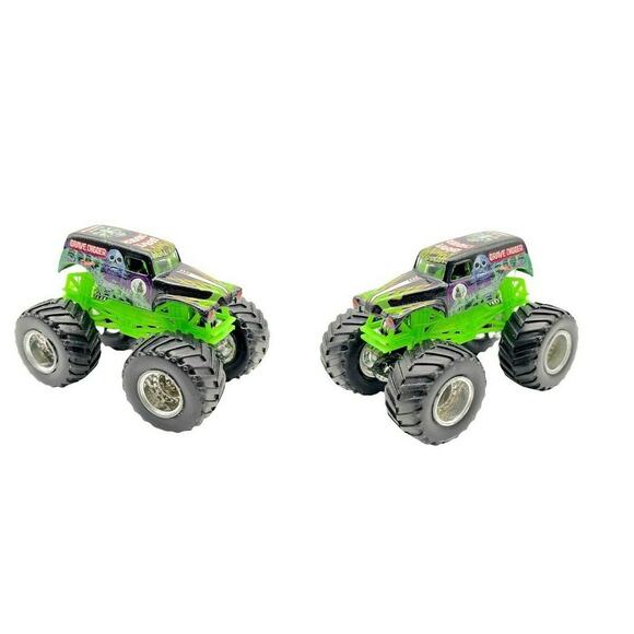 Lot of 4 Hot Wheels Monster Jam Trucks 1/64 Grave Digger Scooby-Doo El Toro etc. - Picture 3 of 10